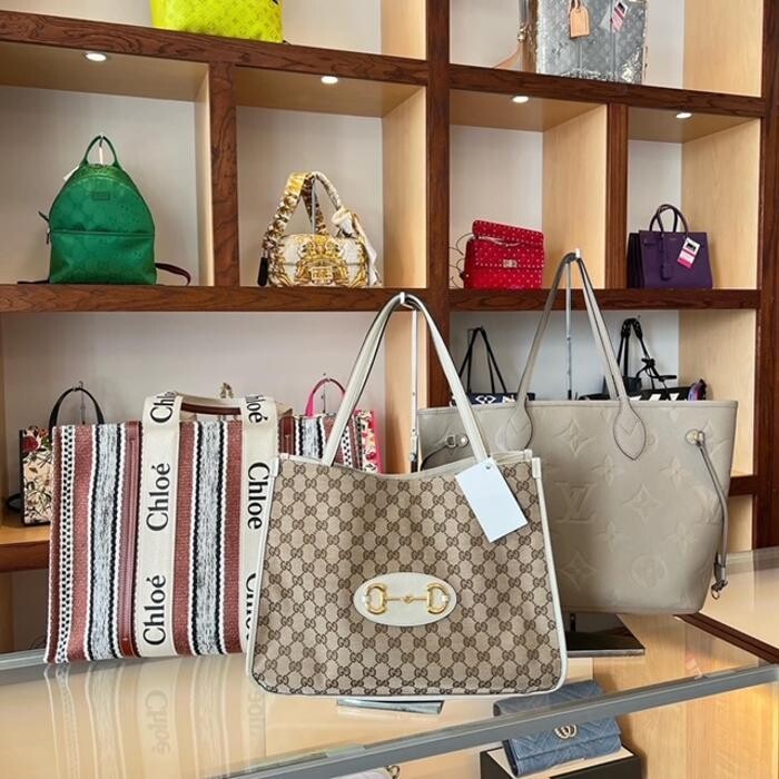 Images Keeks Buy + Sell Designer Handbags