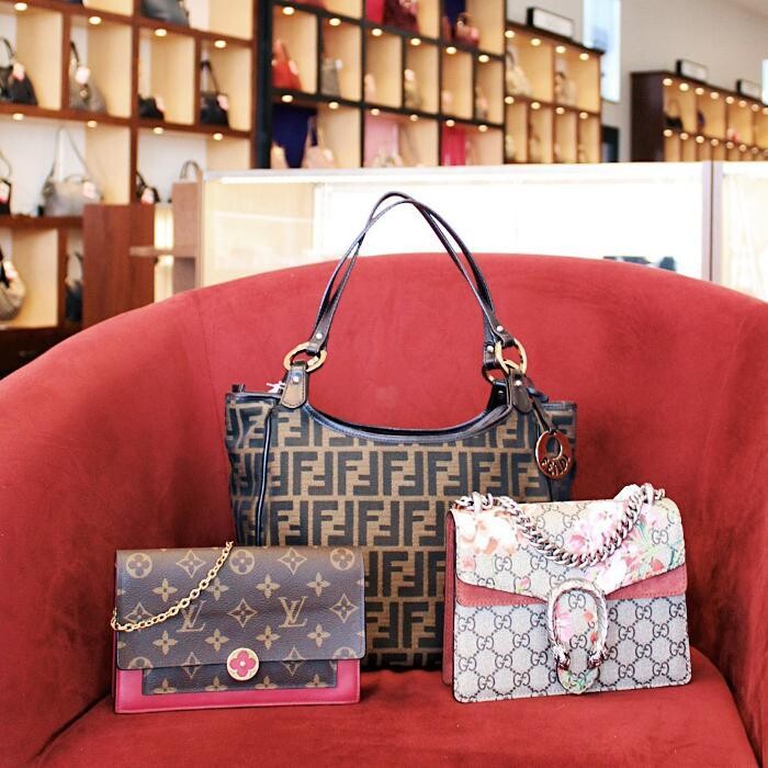 Images Keeks Buy + Sell Designer Handbags