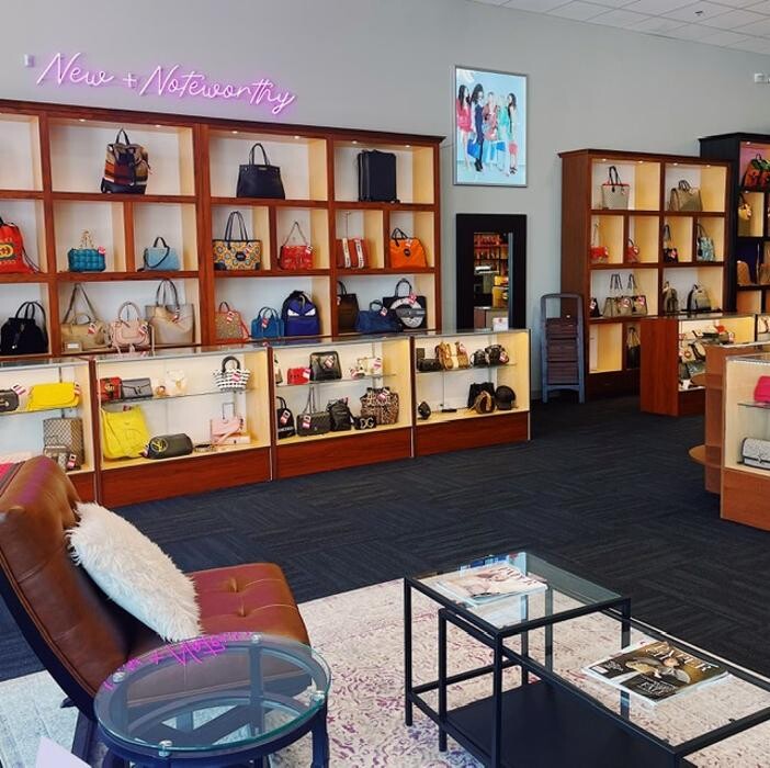 Images Keeks Buy + Sell Designer Handbags