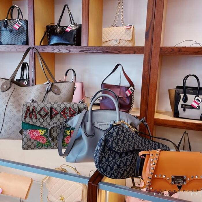 Images Keeks Buy + Sell Designer Handbags