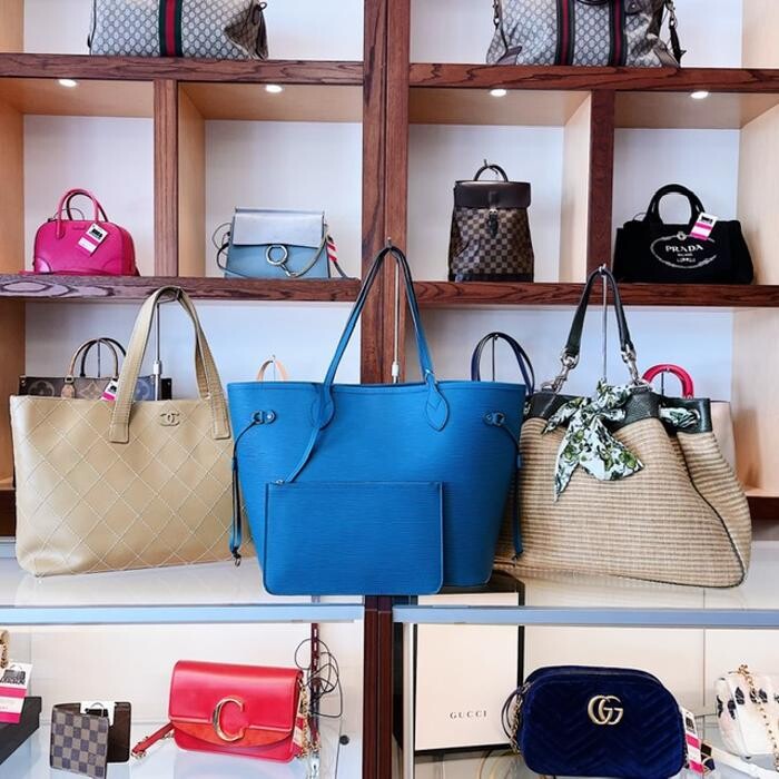 Images Keeks Buy + Sell Designer Handbags