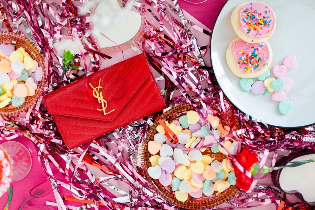 Images Keeks Buy + Sell Designer Handbags