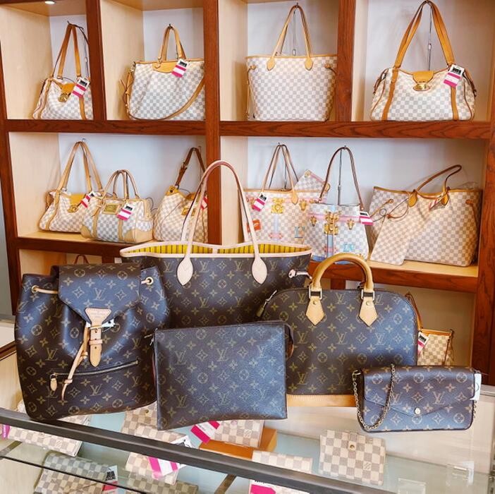 Images Keeks Buy + Sell Designer Handbags