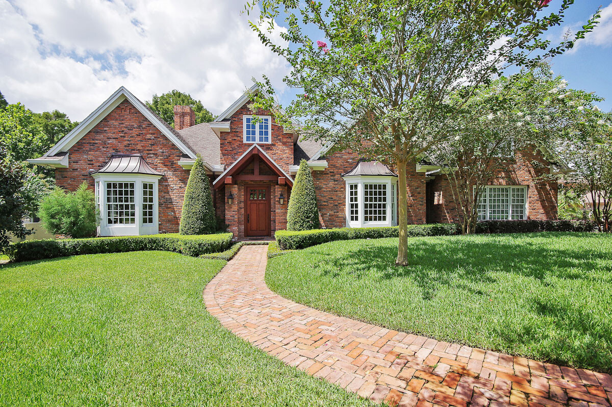 Images Pinecrest Real Estate Management