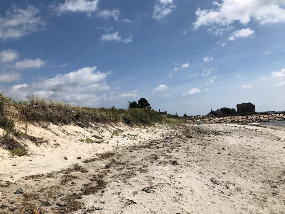 Images The Coast Village Inn and Cottages