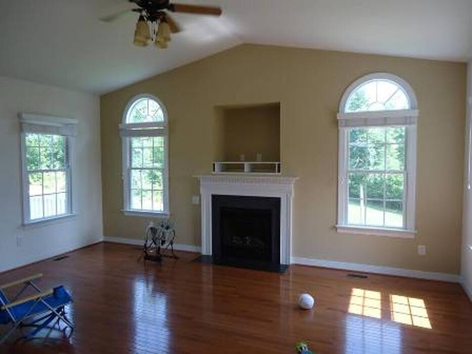 Images CertaPro Painters of NW Richmond and Midlothian, VA