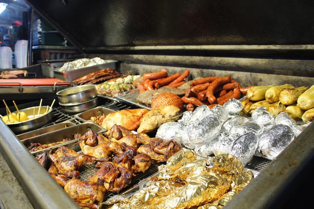 Images Hard Eight BBQ