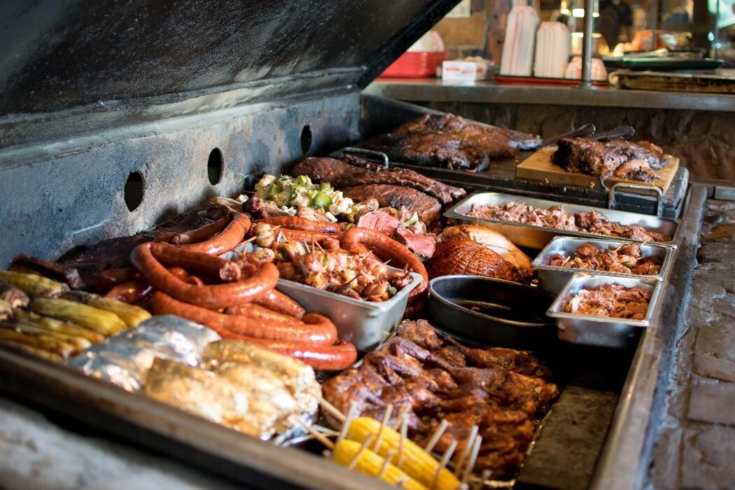 Images Hard Eight BBQ