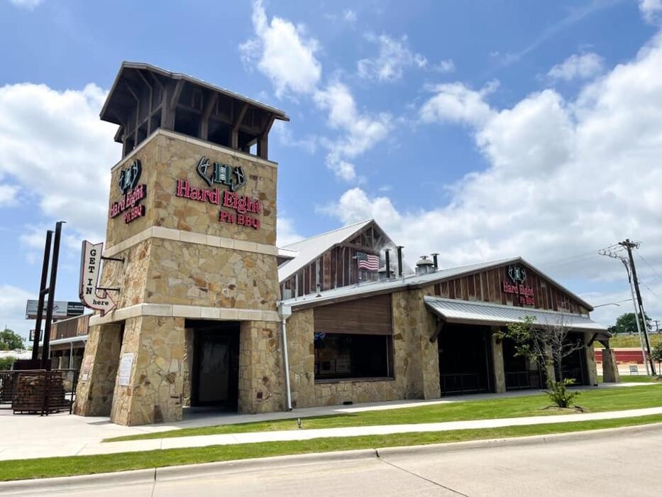 Images Hard Eight BBQ