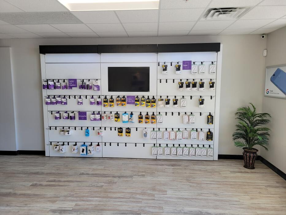 Images uBreakiFix - Phone and Computer Repair