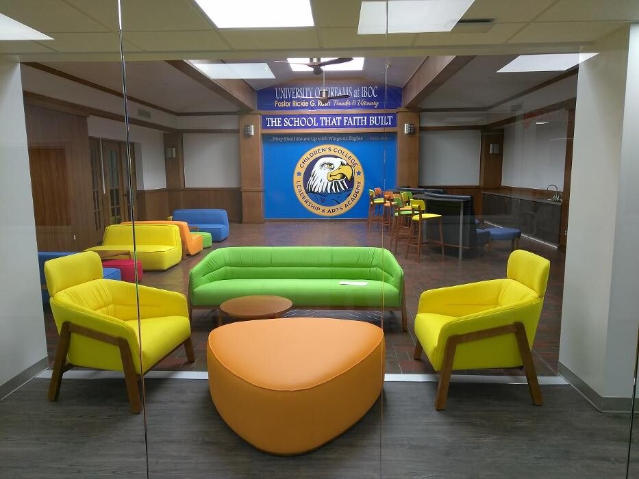 Images Monarch Office Furniture