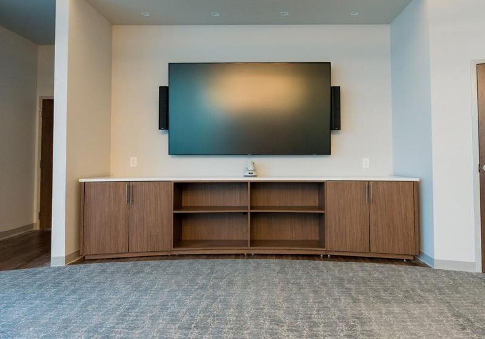 Images Monarch Office Furniture