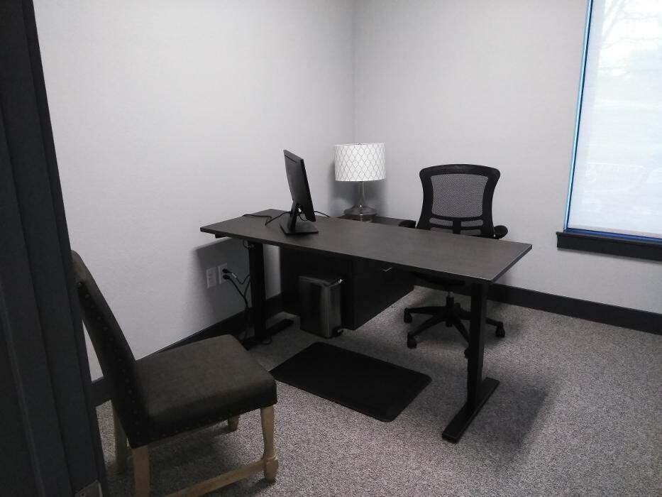 Images Monarch Office Furniture