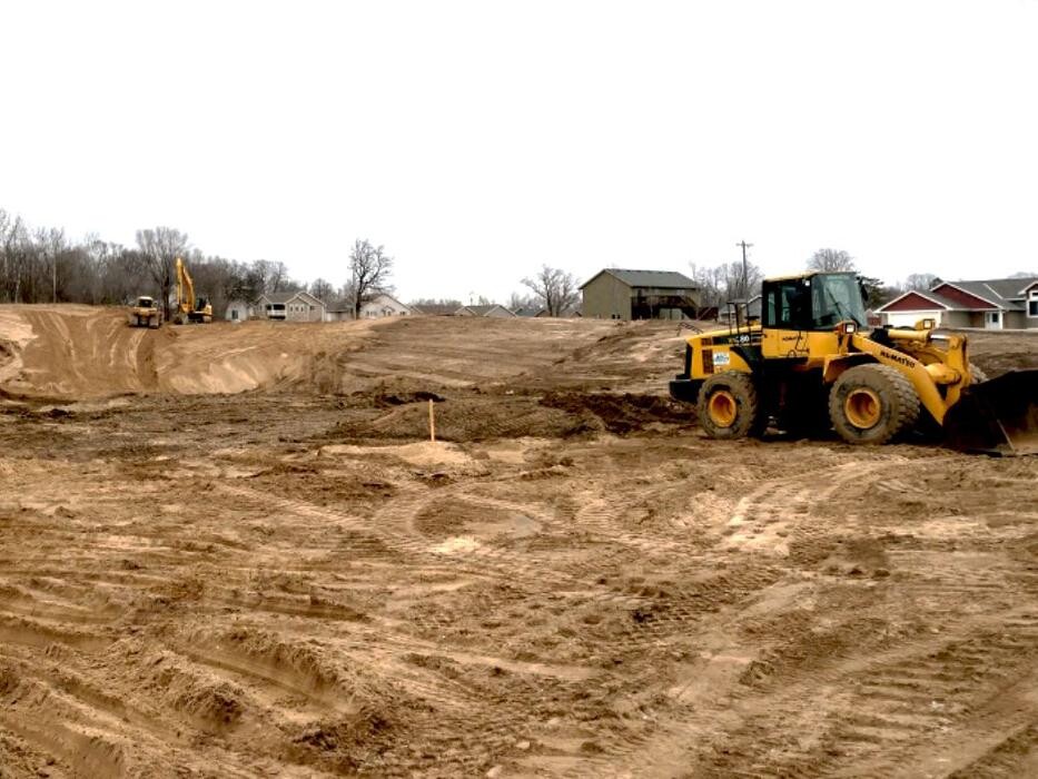 Images Mark Lee Excavating