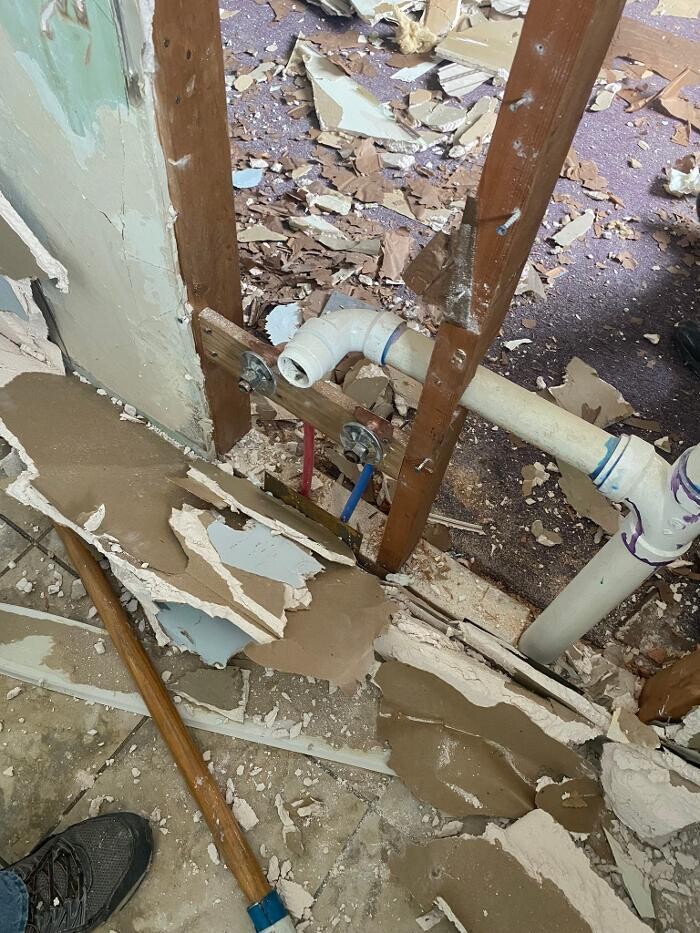 Images Colossal Plumbing