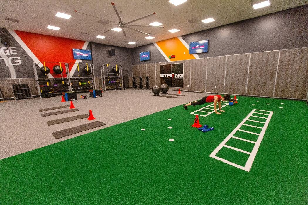 Images The Edge Fitness Clubs