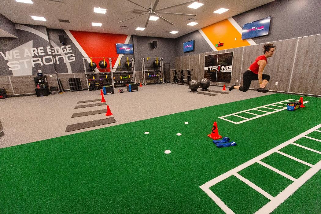 Images The Edge Fitness Clubs