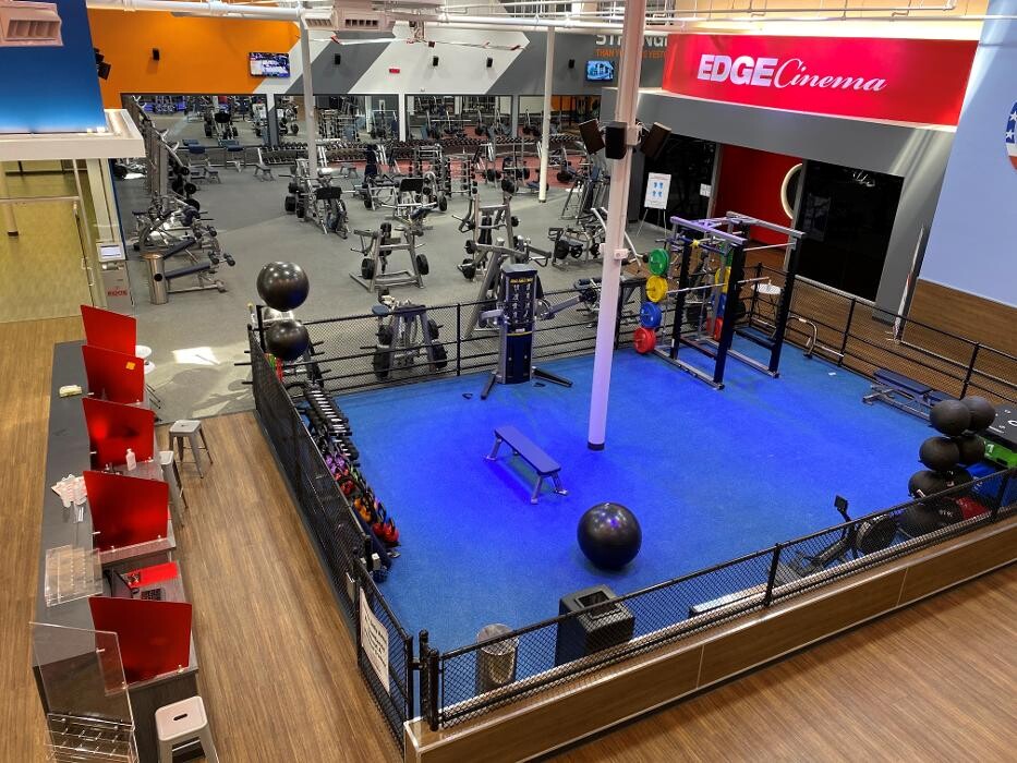 Images The Edge Fitness Clubs