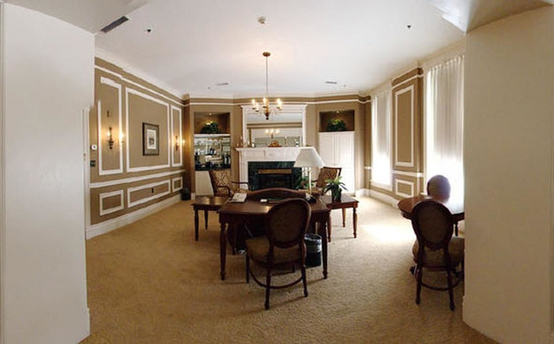 Images General Morgan Inn and Conference Center