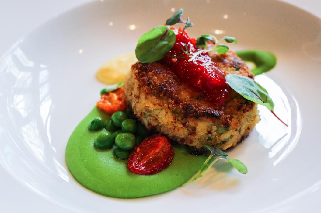 Images General Morgan Inn and Conference Center