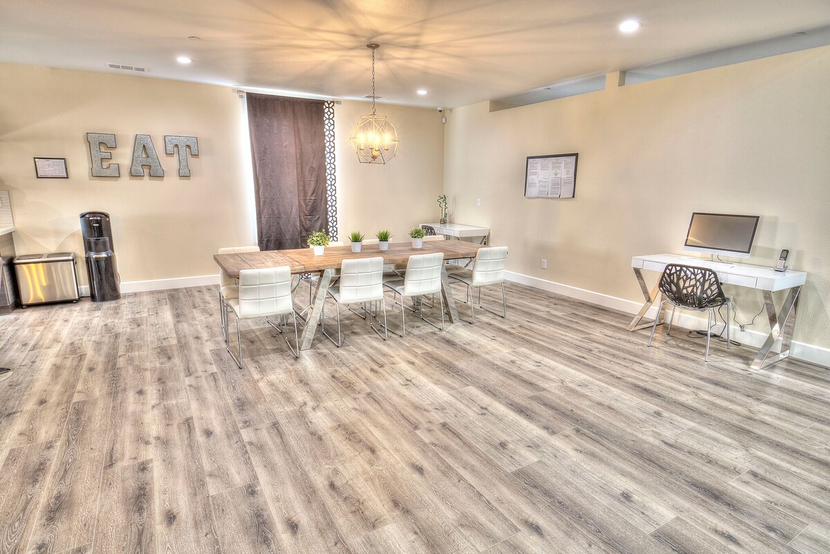 Images Diamond House Detox