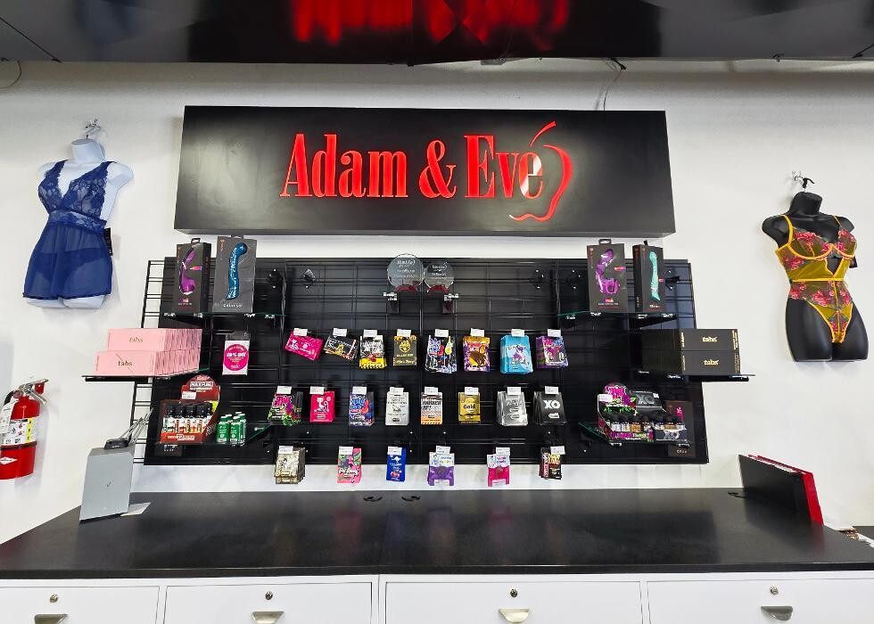 Images Adam & Eve Stores