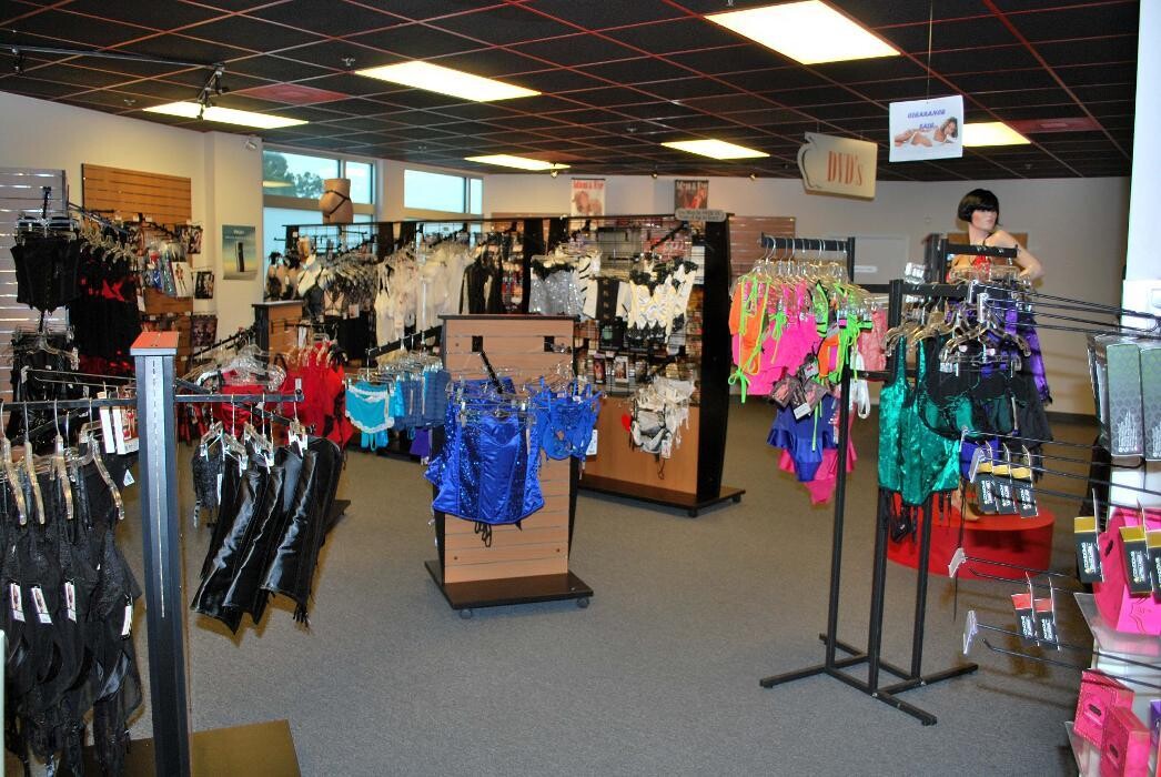 Images Adam & Eve Stores