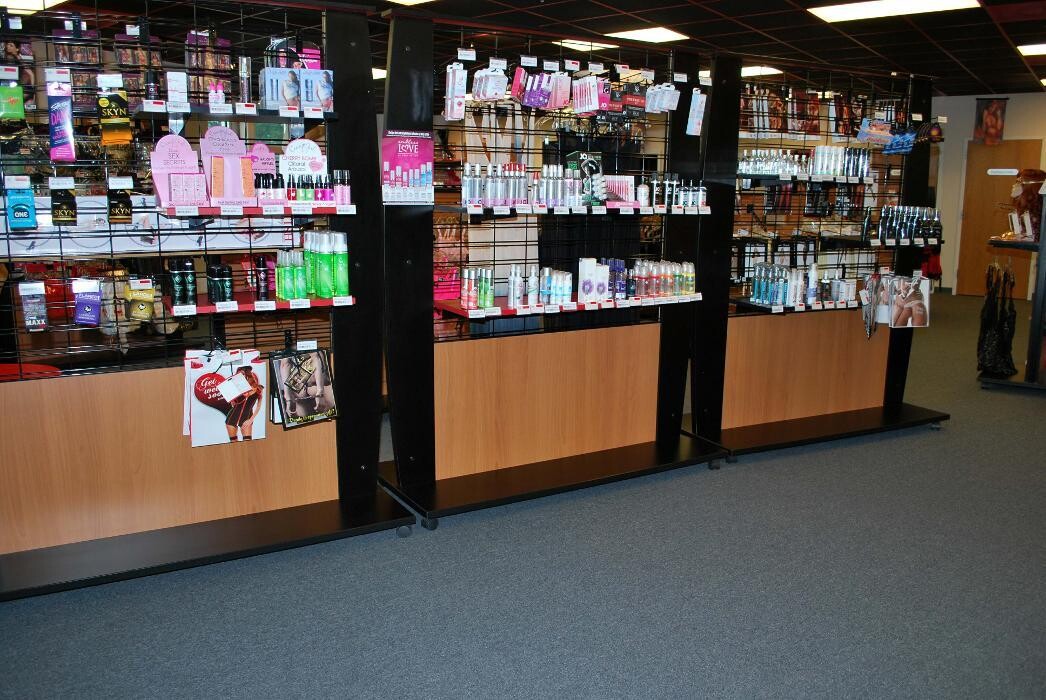 Images Adam & Eve Stores