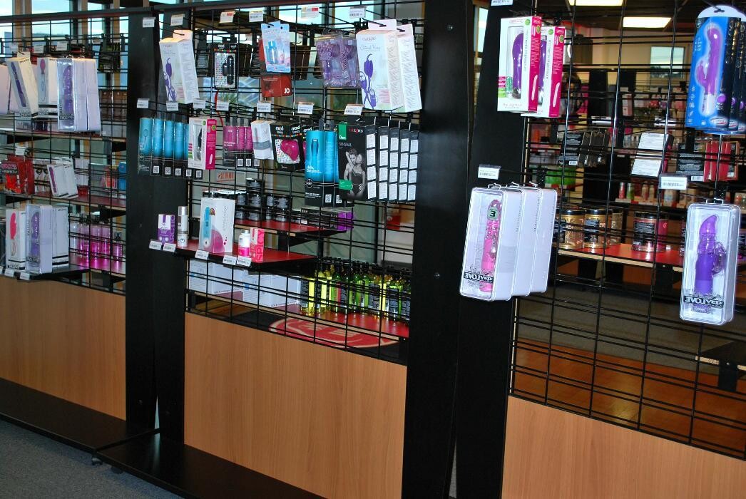 Images Adam & Eve Stores