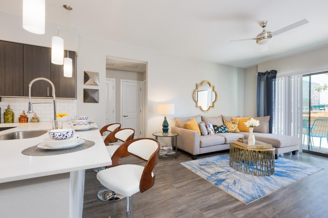 Images Union @ Roosevelt