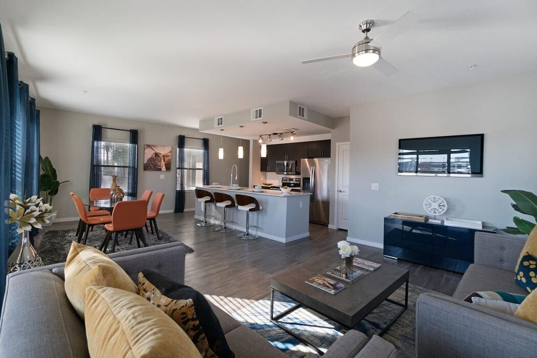 Images Union @ Roosevelt