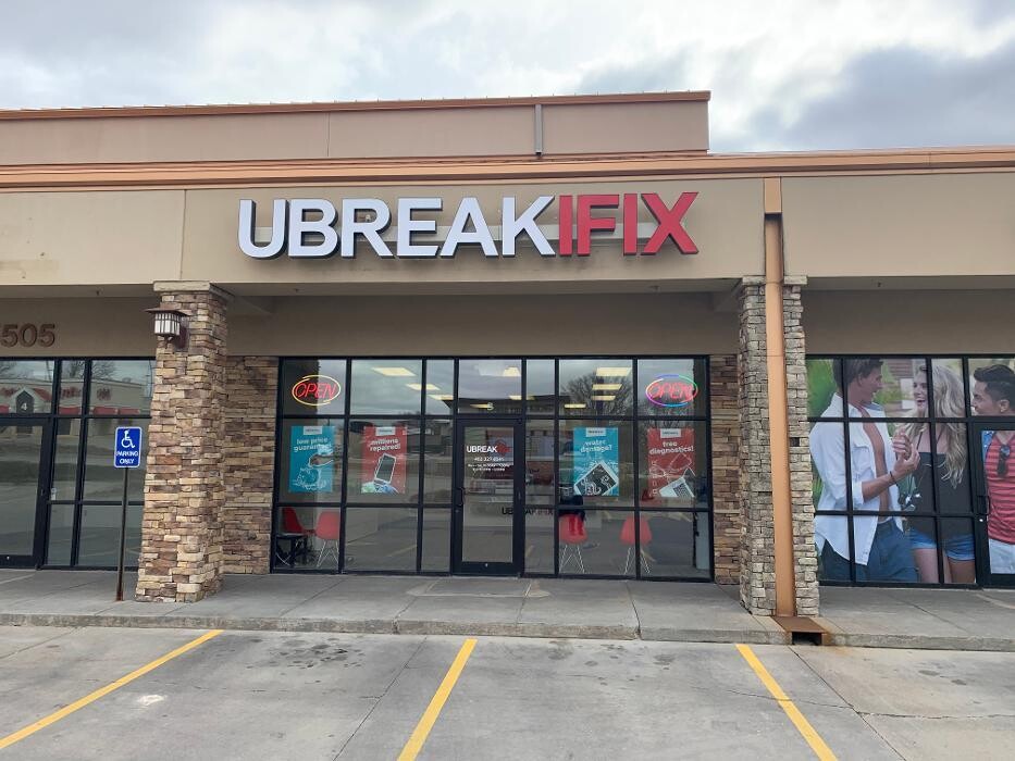 Images uBreakiFix - Phone and Computer Repair