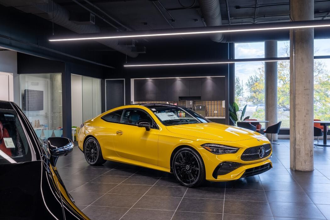 Images Mercedes-Benz of Chicago