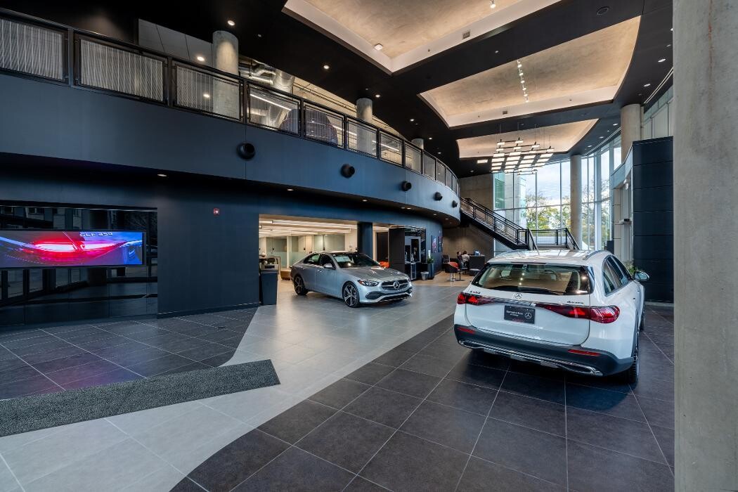 Images Mercedes-Benz of Chicago