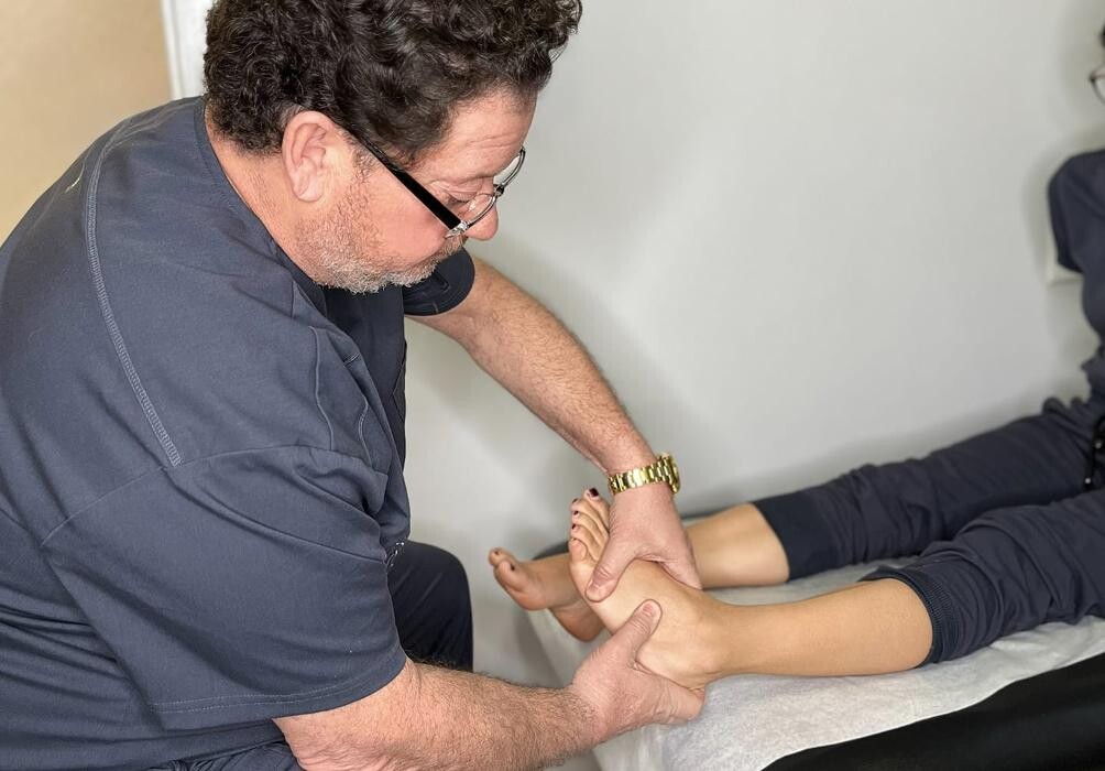 Images Progressive Spine and Orthopaedics - Englewood