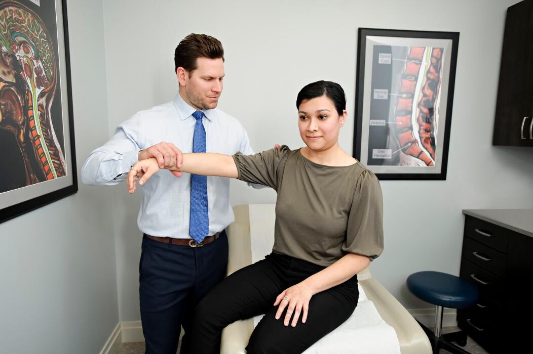 Images Progressive Spine and Orthopaedics - Englewood