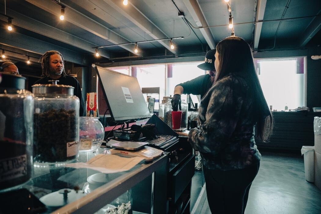Images Xclusive Cannabis Dispensary