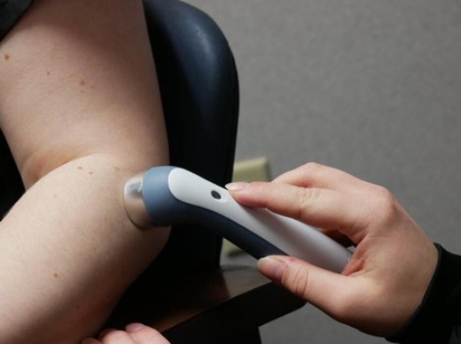 Images Belville & Associates Chiropractic Clinic