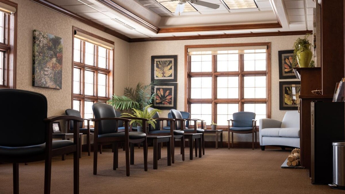 Images Belville & Associates Chiropractic Clinic