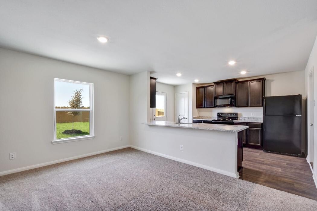 Images LGI Homes - Savannah Place