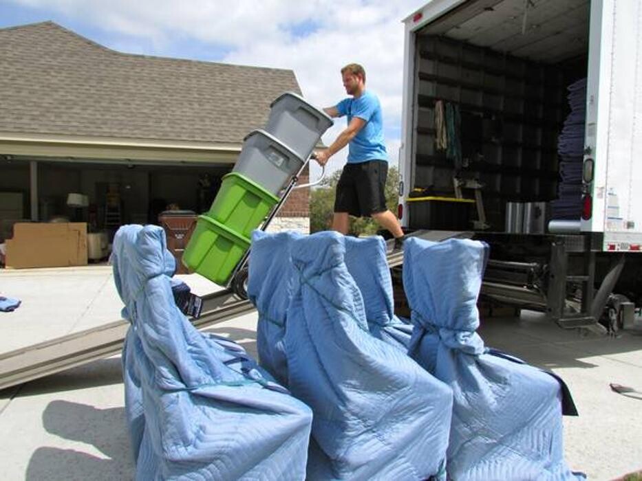 Images Evolution Moving Company