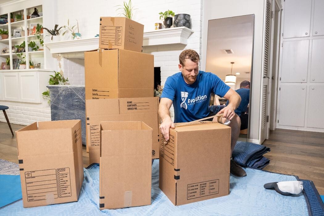 Images Evolution Moving Company