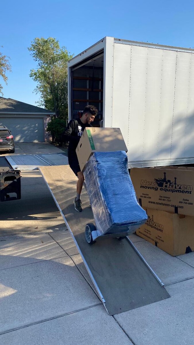 Images Evolution Moving Company