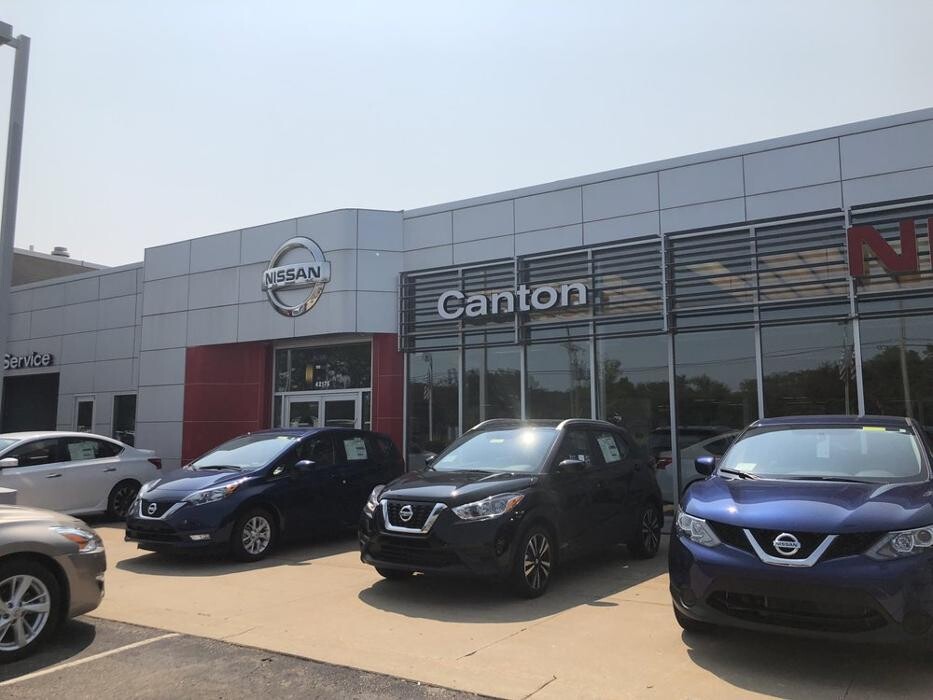 Images Nissan of Canton