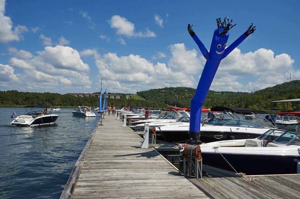 Images The Harbor Boat & Yacht Sales