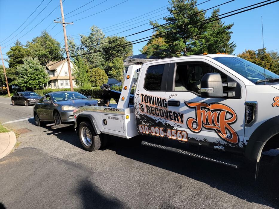 Images JMB Towing, LLC