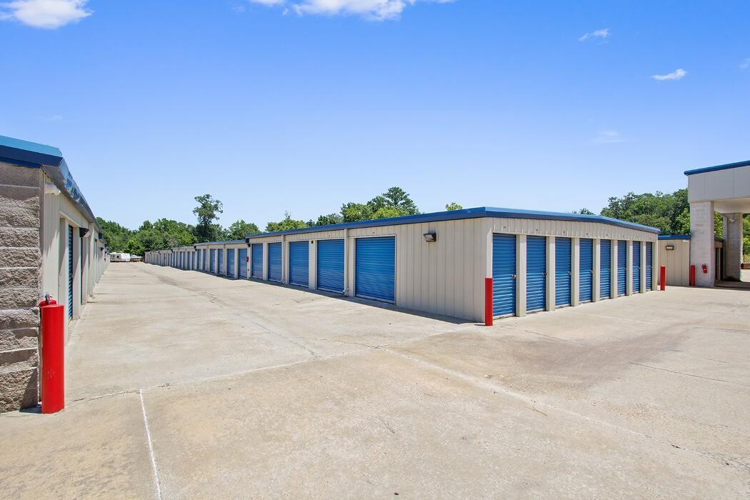 Images StorageMax Brandon
