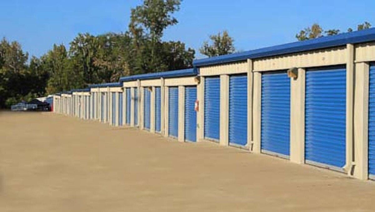 Images StorageMax Brandon