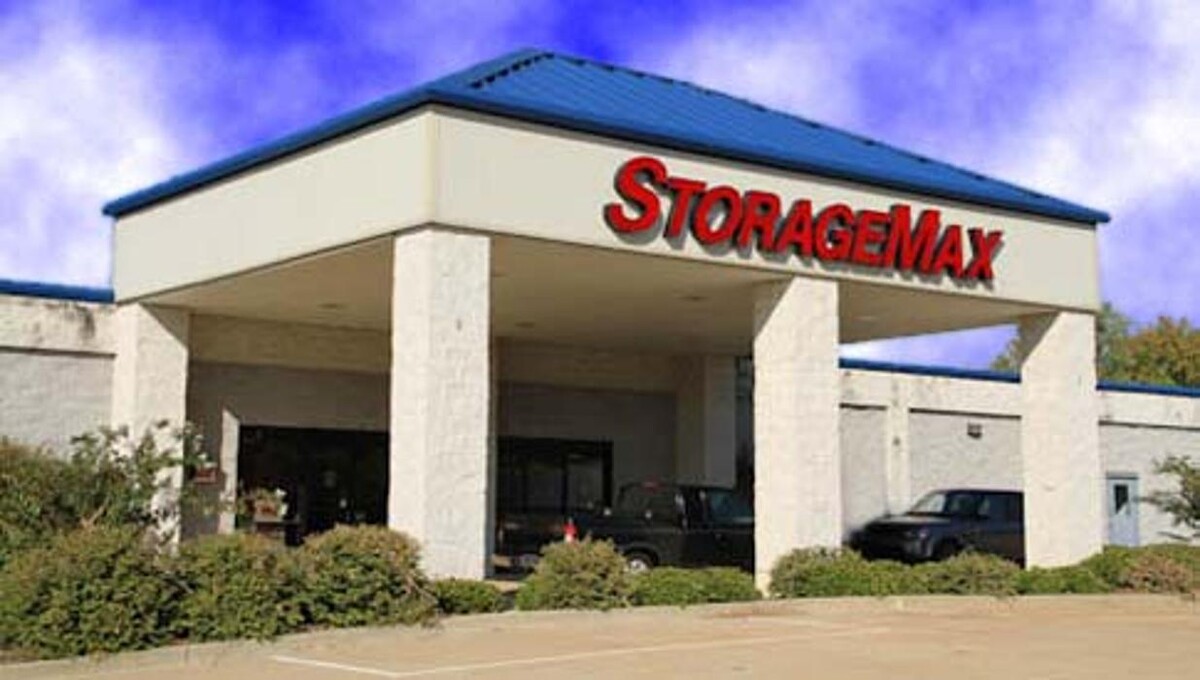 Images StorageMax Brandon