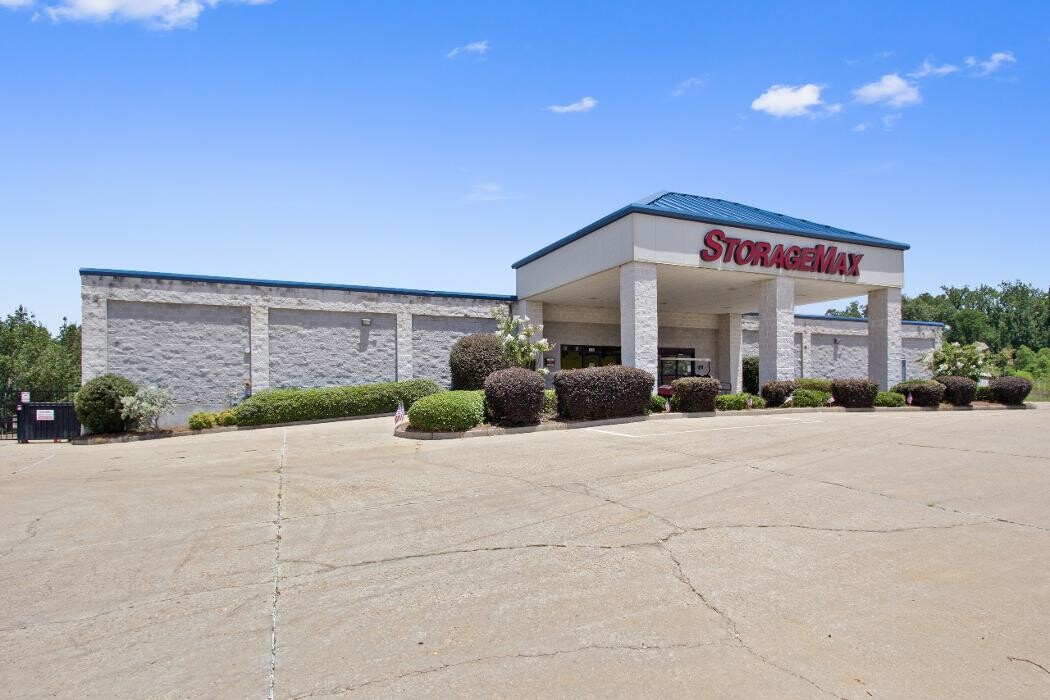 Images StorageMax Brandon